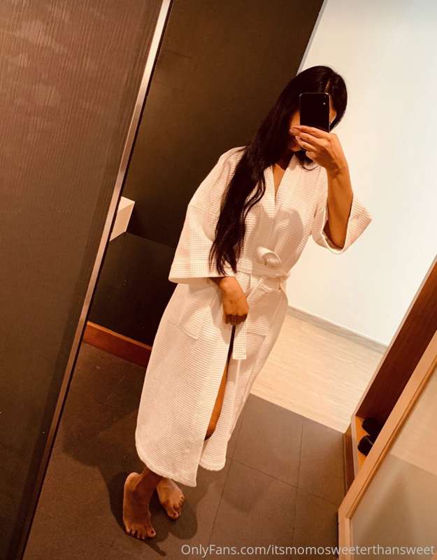 hiii ~~~ want to see me get naughty in a hotel? I want a lit..