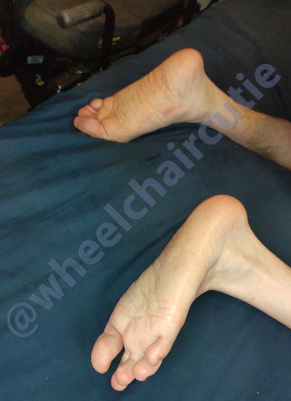 Wheelchaircutie - Fansly - 15 Aug, 2022