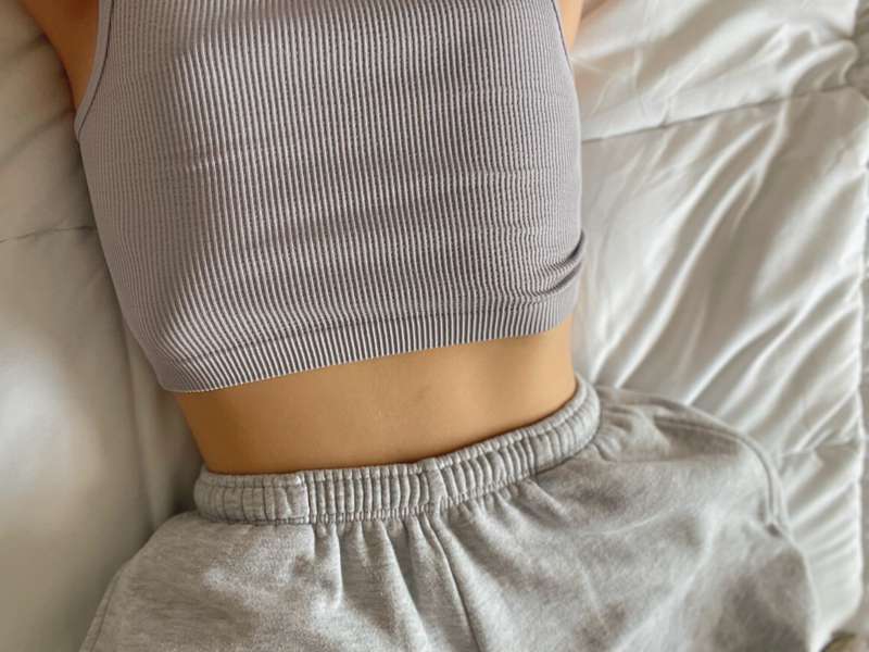 Sundays are for soft skin and sleepy sex. ☕️🛏 1