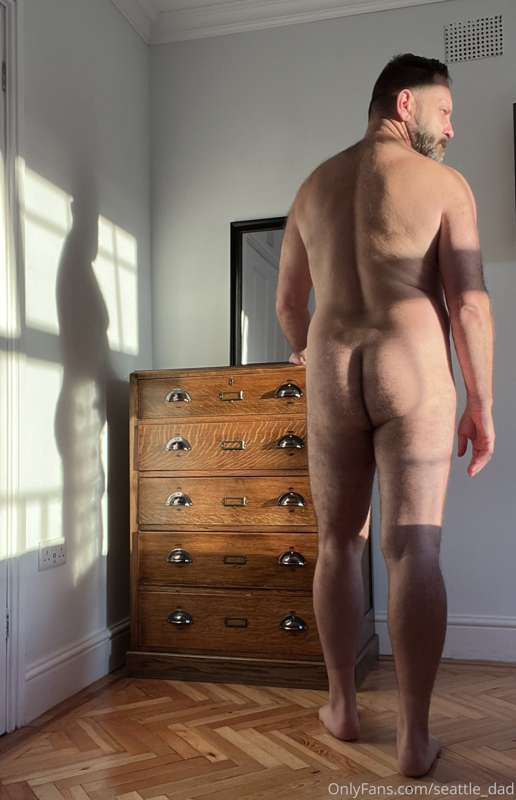Walked into this room and that golden light was too much to .. 1