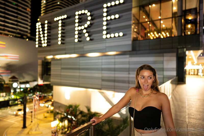 We just got home from our vacation in Miami! I have a lot of..