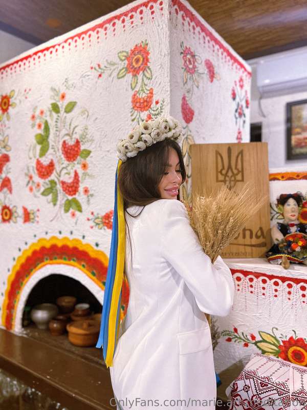 A little bit for you in the feed of my favorite Ukrainian cu..