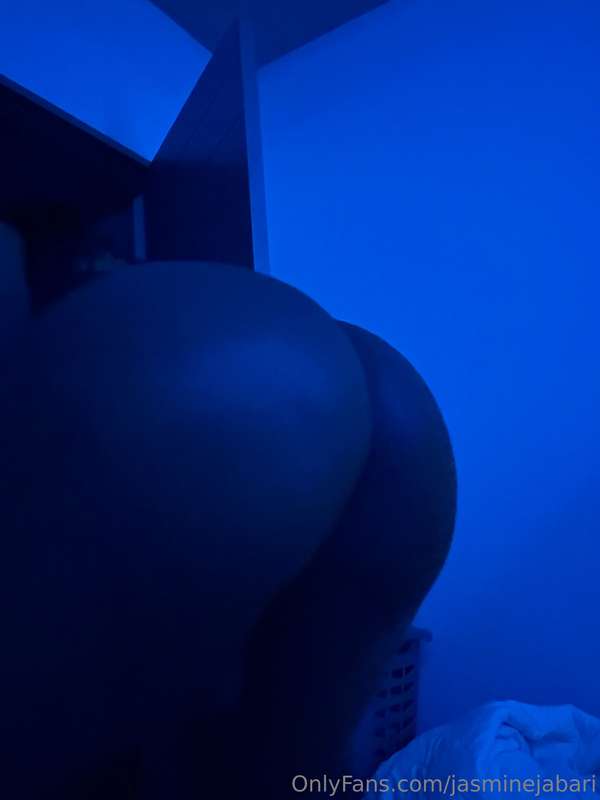 Blue room 10