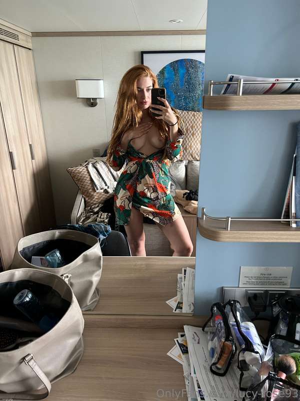 Lucyrainevip - Onlyfans - 28 Jul, 2024