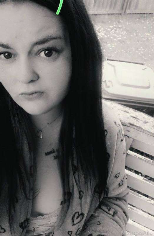 Missannialatrix - Fansly - 25 Jul, 2024 102