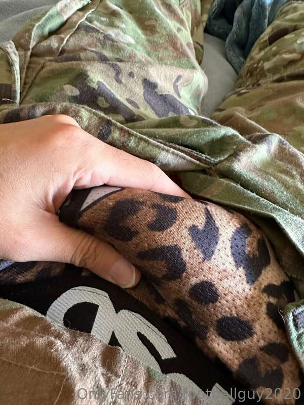 Recent jerk off videos and pics ;-) 1