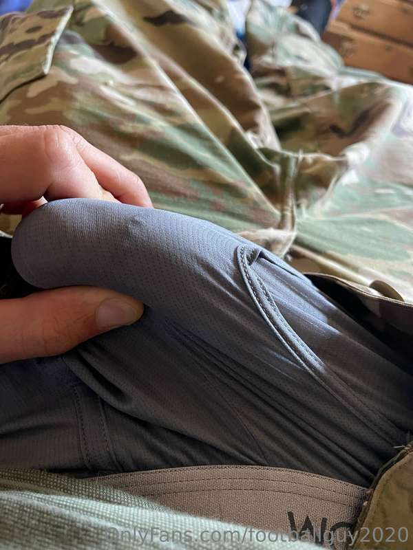 Here I cum - inside the undies! 2