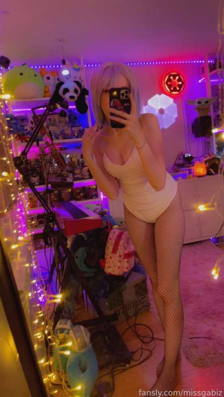 Missgabiz - Fansly - 06 Apr, 2023 2