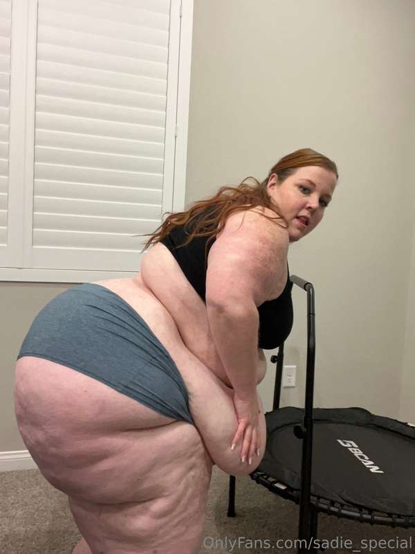 Some cute pics before my extreme belly jiggle on the mini tr.. 2