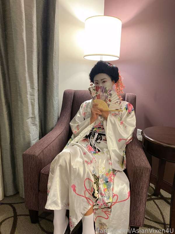 Asianvixen4U - Fansly - 21 Apr, 2022 3