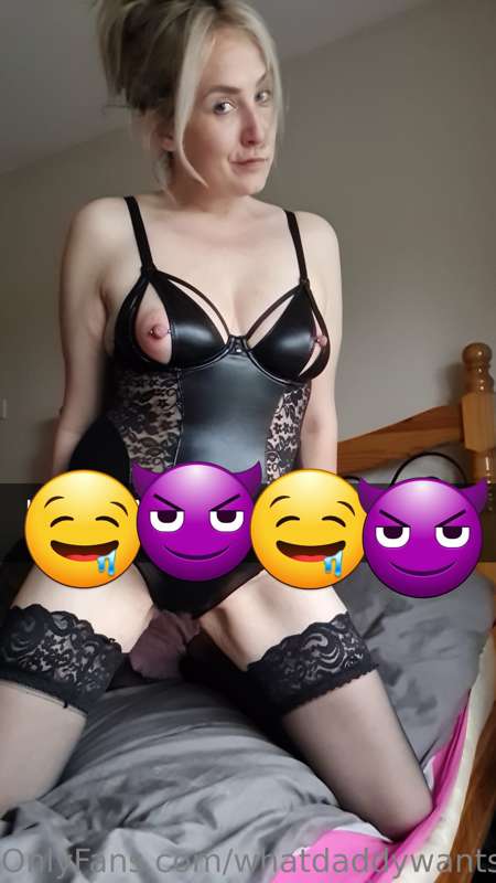 You wanna fuck me? I'd fuck me. 4