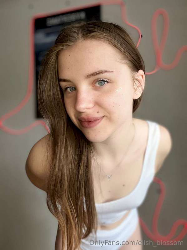 💖 Free subscription today only 💖Cutie @jenny_ro loves gettin..