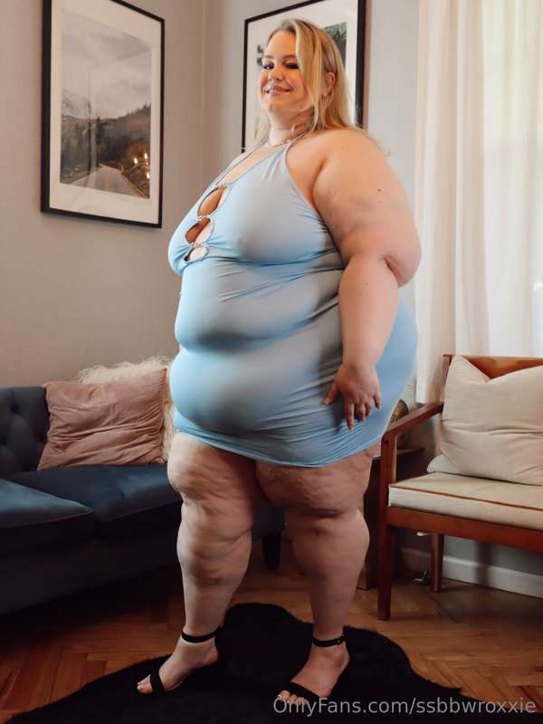 I wanna wear this tight dress out on a date and eat until th.. 26