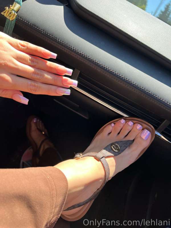 Purple chrome 💅🏼💗 I love it. Can’t wait to do myself up and .. 3