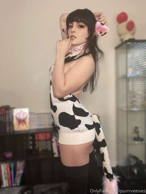 Good moanin! 

Have some milk…..it’ll make you stronger. 

E.. 3