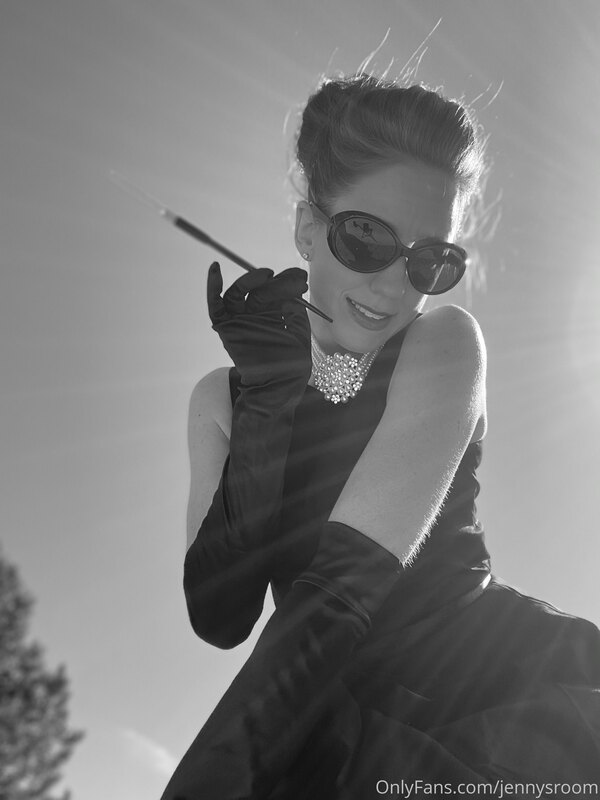 I have some Audrey Hepburn vibes for you today! Thanks to Ad.. 11