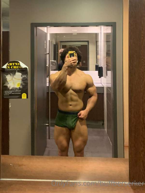 Thicc legs