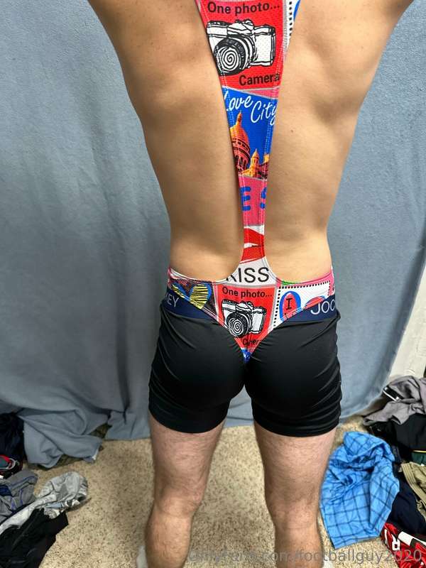 Not sure what this is the private is wearing! 20