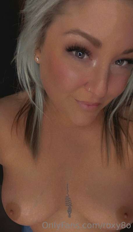 Roxy8O - Onlyfans - 26 Jul, 2023 18