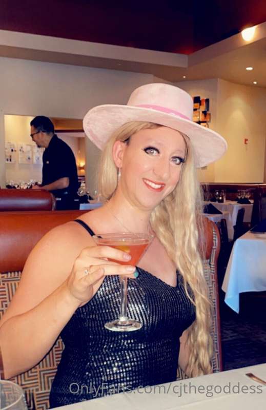 Felt Classy - Pinkies up! Loving cosmopolitans lately and mi..
