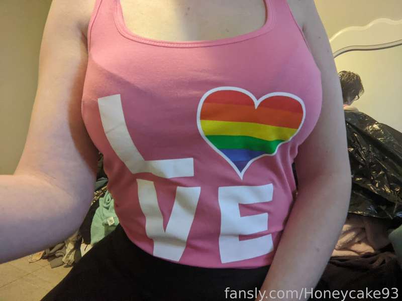 Honeycake93 - Fansly - 18 Nov, 2022