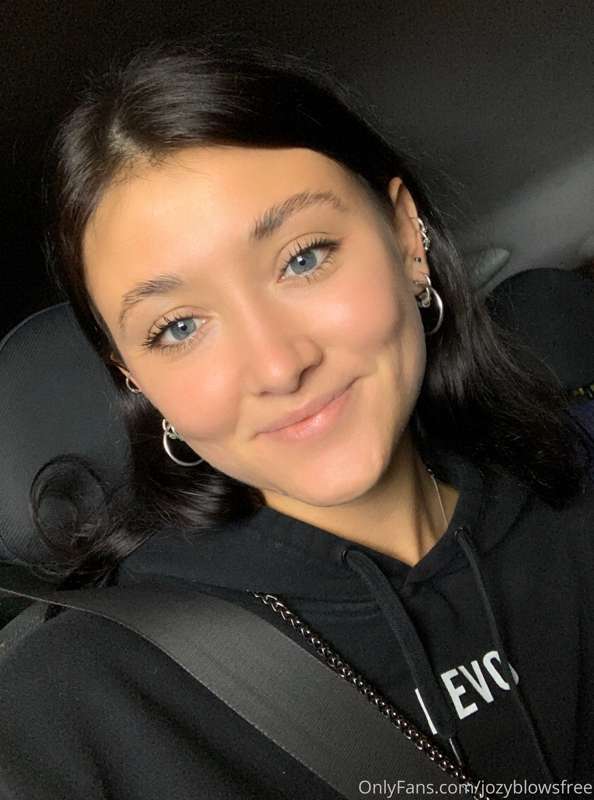 👅👅 3