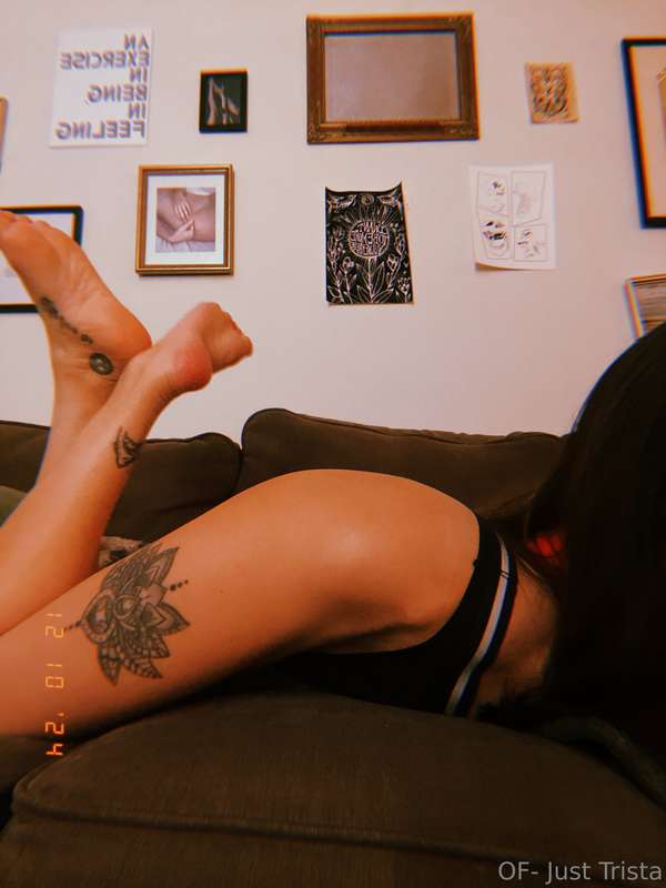 took a couple pics for a fan, here’s a hintxoxo