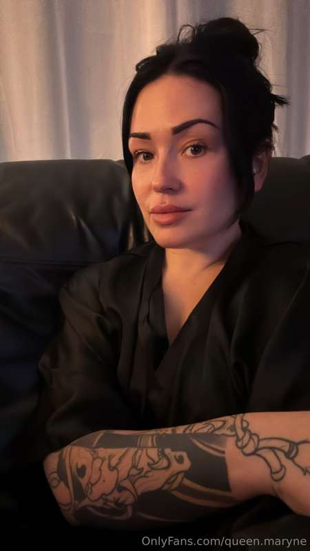 Queen.Maryne - Onlyfans - 19 Feb, 2025
