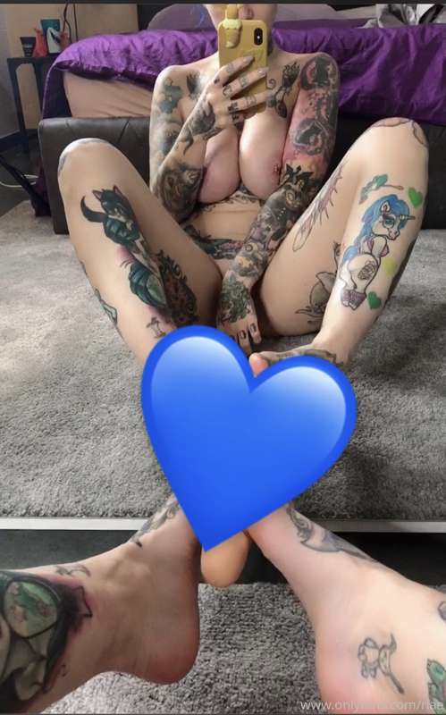 Footjob mirror video available again 💦 tip 50$