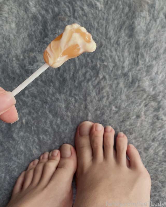 Feetlady - Fansly - 06 Oct, 2023