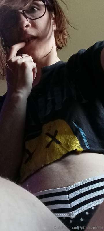 Pixiesmoxie - Onlyfans - 15 Nov, 2023