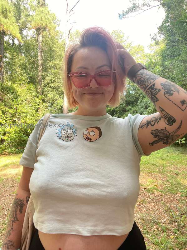 POV: you’re my neighbor & you get to watch me in my backyard.. 10