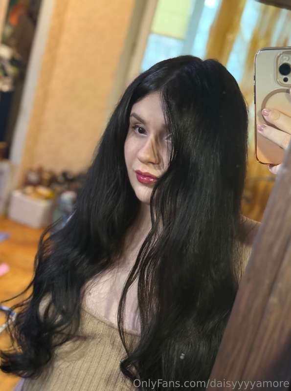 Can you handle this ALLURING look tonight? 🔥