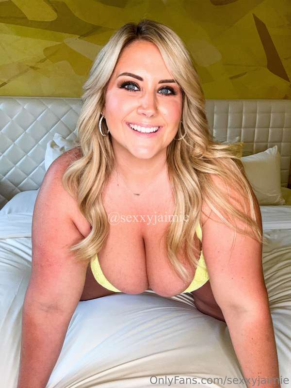 ### Did you see my new massage vid? My legs were shaking whe.. 2