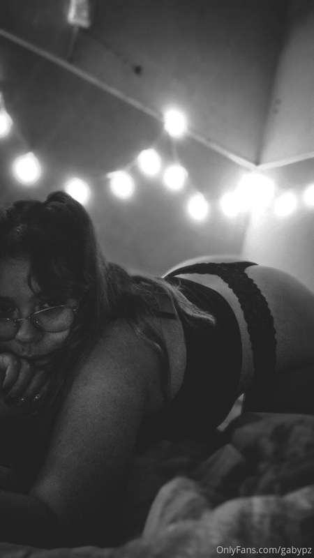 HI BABY 💘 SUBSCRIBE TO MY ONLY FANS AND ENJOY MY CONTENT 🔥 @..
