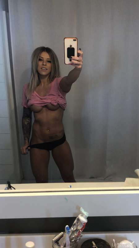 I’ve been slacking on core work 😝 3