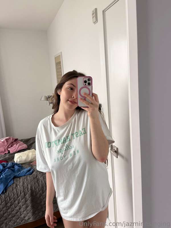 Hello💞 just did my makeup🥰 1