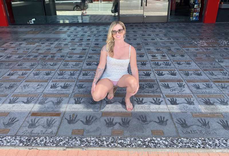 Taking in the sights 😋