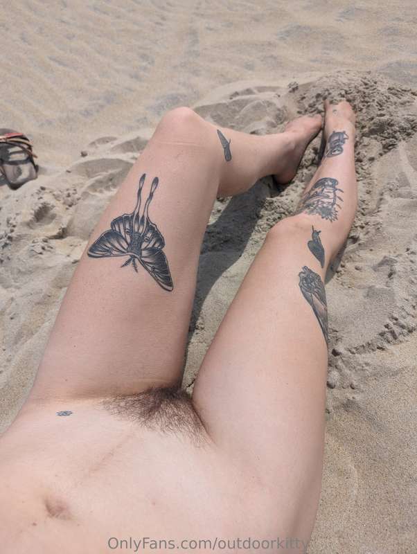 You stumble upon me rolling around in the sand nakey...
Do y.. 7
