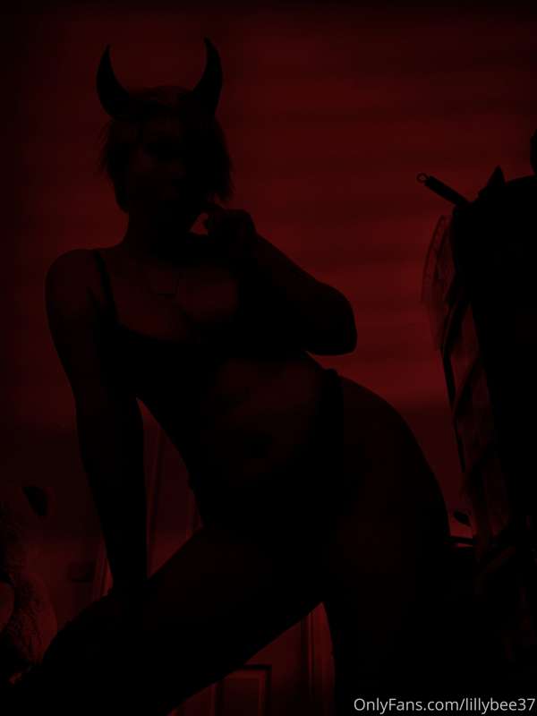 Some silhouettes 3
