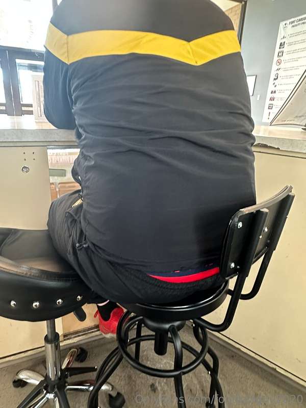 Hot Candid Shots of my buddies and of course my HOT cock! Se.. 7