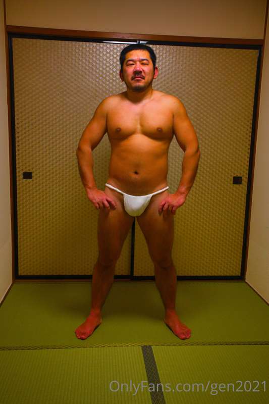 来週は絡み動画あがりまーす٩(ˊᗜˋ*)و

Next week, the entwined video will be.. 6