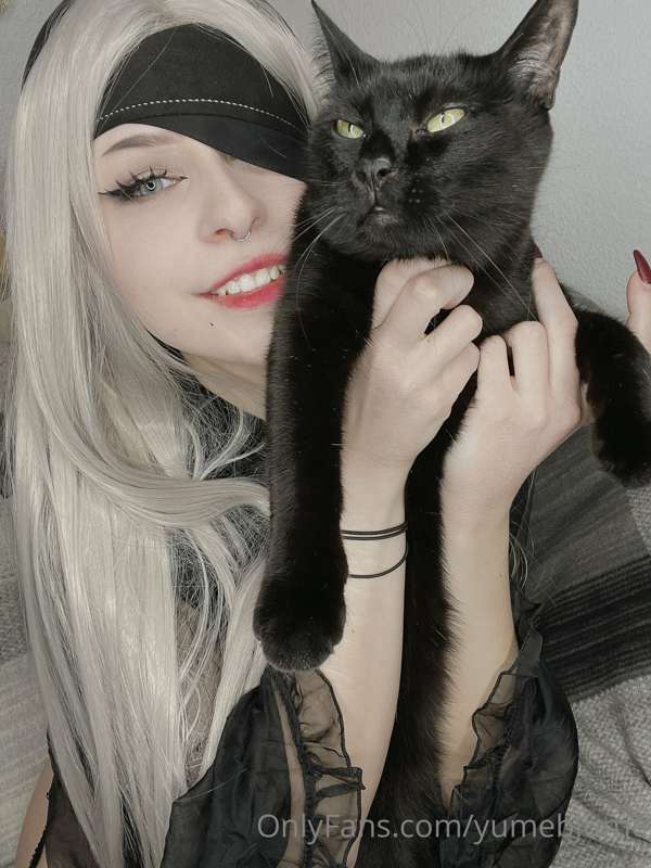 Pussy always at my side lmao 1