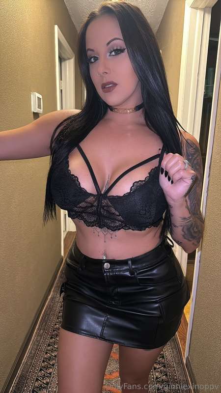 My outfit from last night went to my first TS strip club it ..