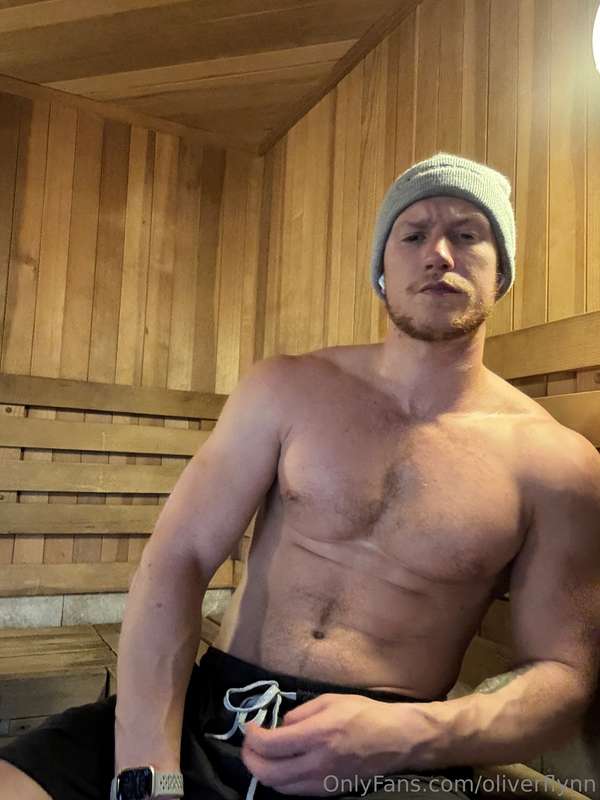tell me what this look says to you 😏
