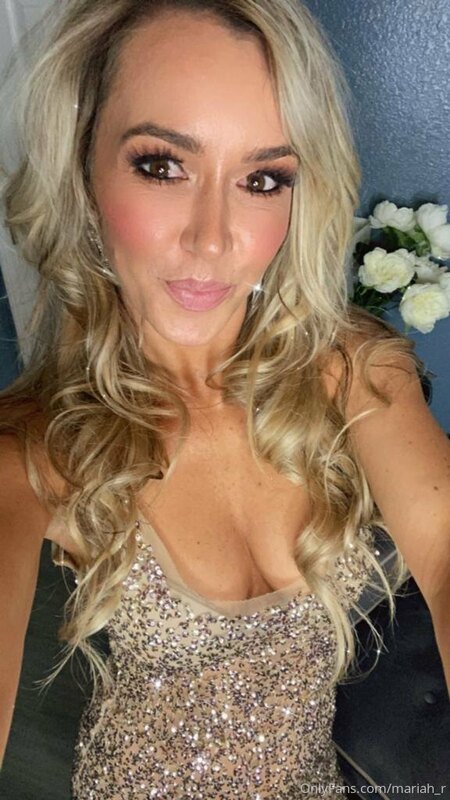 A few more sparkle shots from last night for you guy!  2021 ..