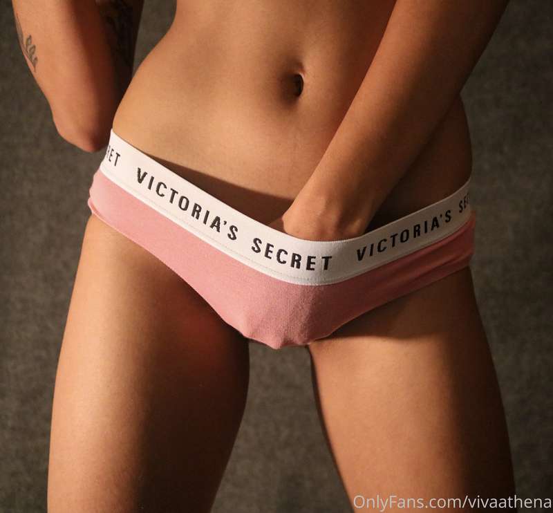 Vivaathena - Onlyfans - 26 Oct, 2019 9
