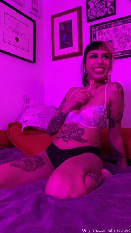 i love being taken care of in the bedroom - check ur inboxes.. 4