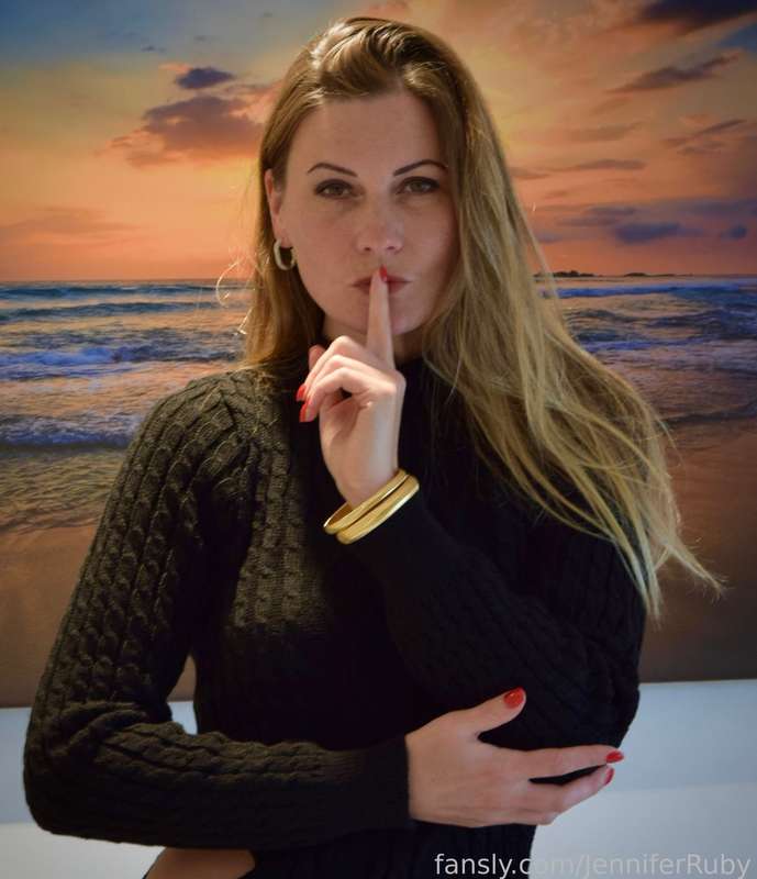 Jenniferruby - Fansly - 04 Oct, 2024