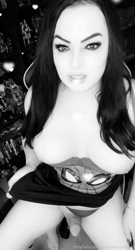 Silly black and white filter 🤓 2